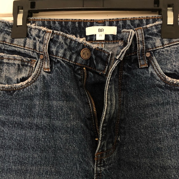 Jeans! - Picture 2 of 4